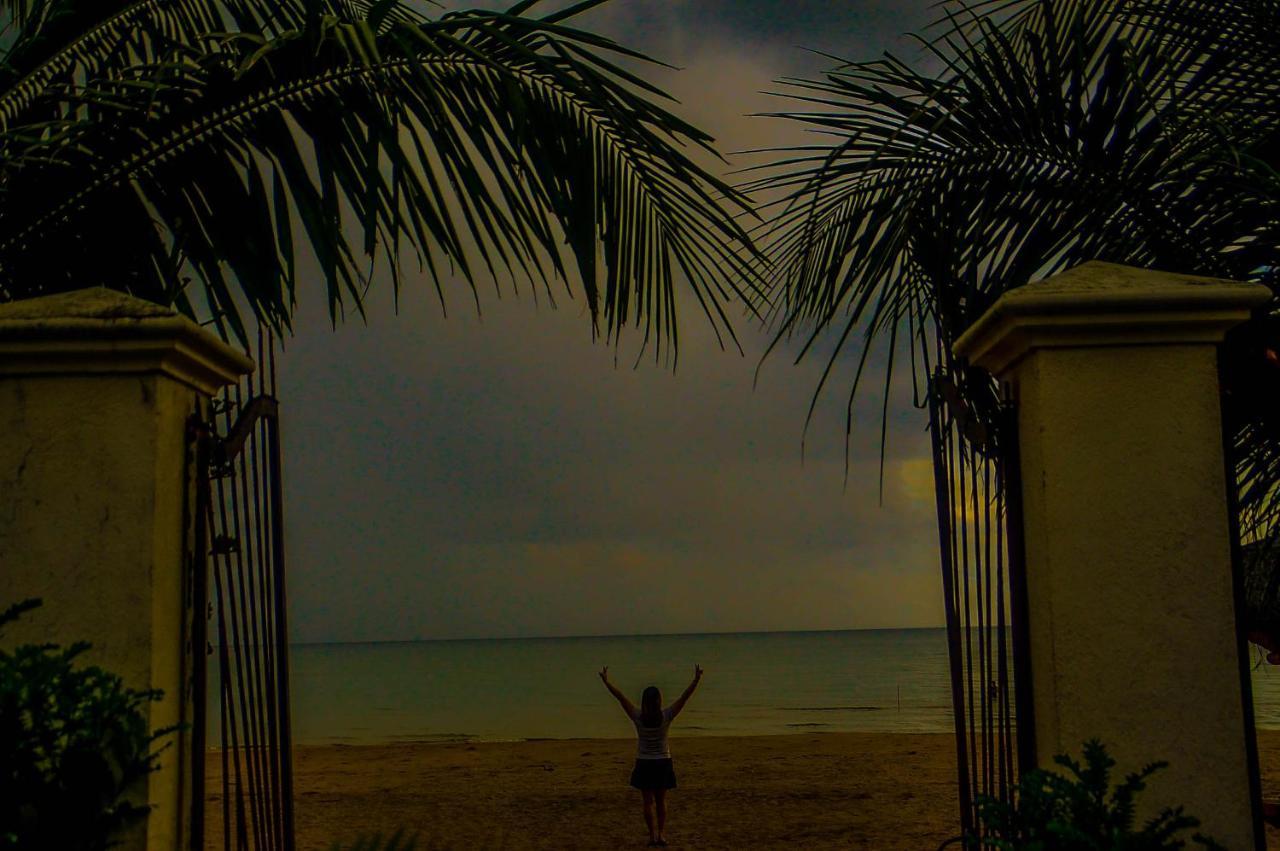 Camaya-An Paradise Beach Resort Malabugas Esterno foto