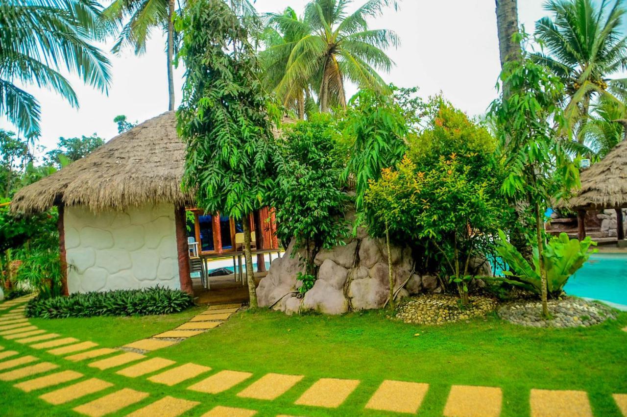 Camaya-An Paradise Beach Resort Malabugas Esterno foto